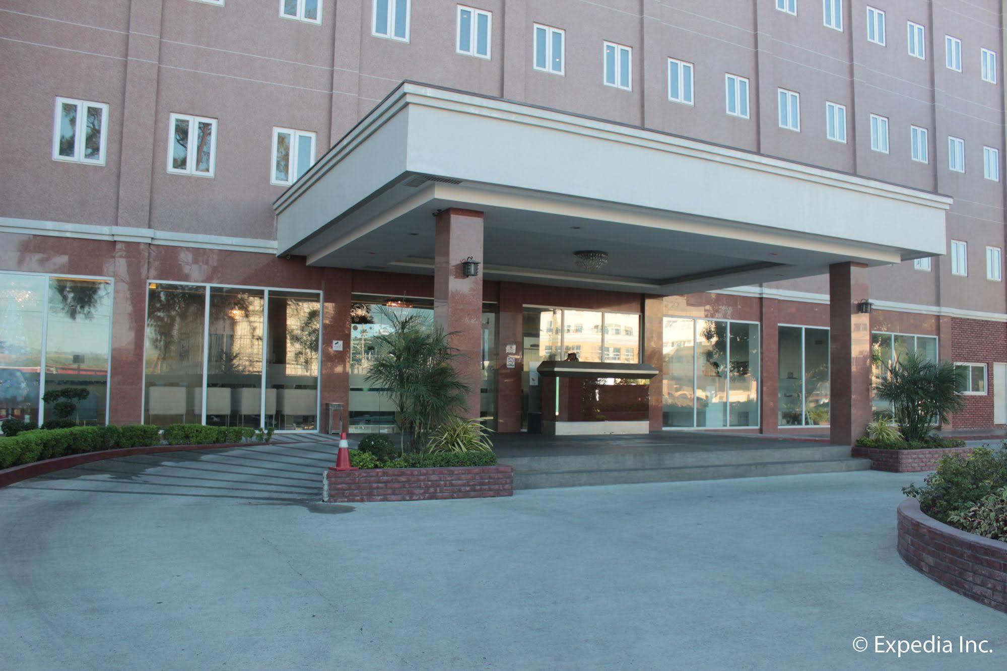 Sun Plaza Subic Hotel Olongapo Exterior foto